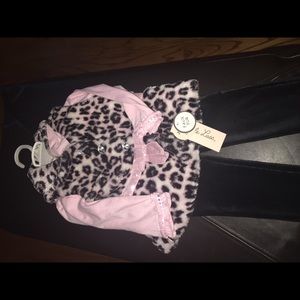 Matching Sets - 3 peice leopard vest set Matching Sets - 3 peice leopard vest set